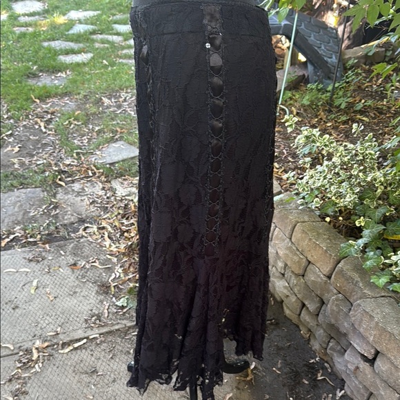 Elegant Boho Black Lace Skirt. Size M. - Picture 5 of 6